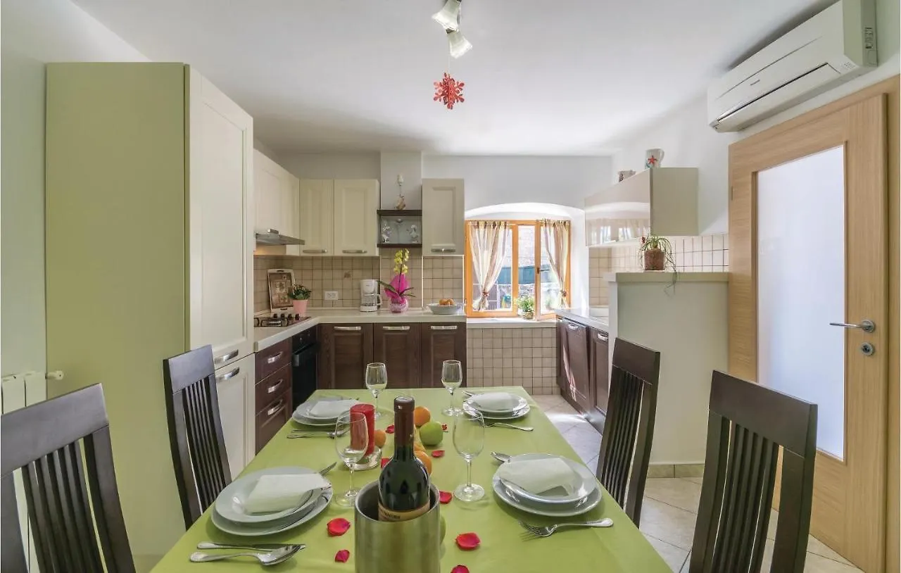 3 Bedroom Awesome Home In Orbanići