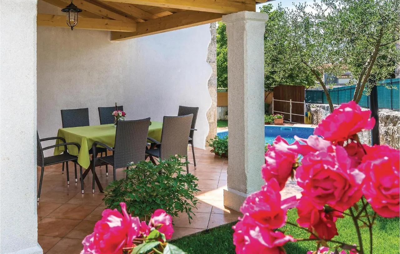 3 Bedroom Awesome Home In Orbanići